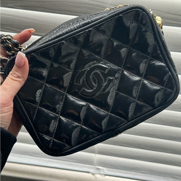 Authentic CHANEL BLACK PATENT SMALL CC TASSEL CAMERA BAG - Picture 11 of 13